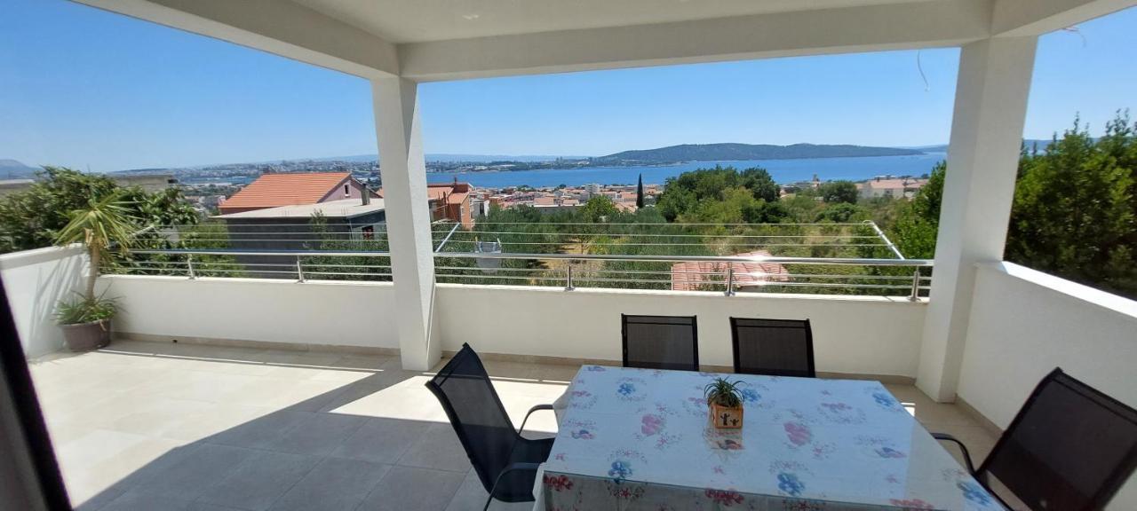 Villa Vinka Kastela Ngoại thất bức ảnh