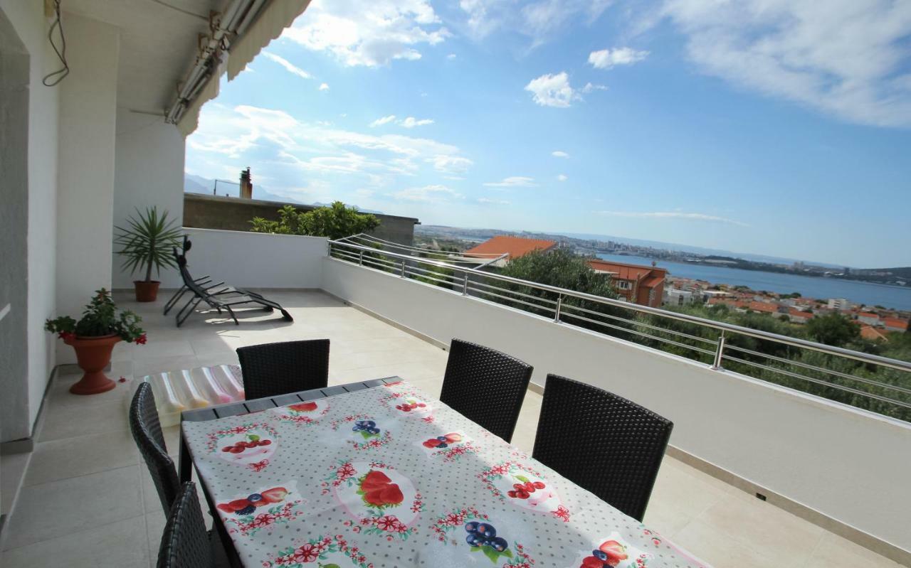 Villa Vinka Kastela Ngoại thất bức ảnh