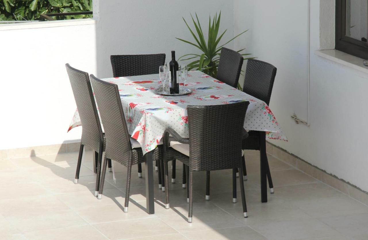 Villa Vinka Kastela Ngoại thất bức ảnh